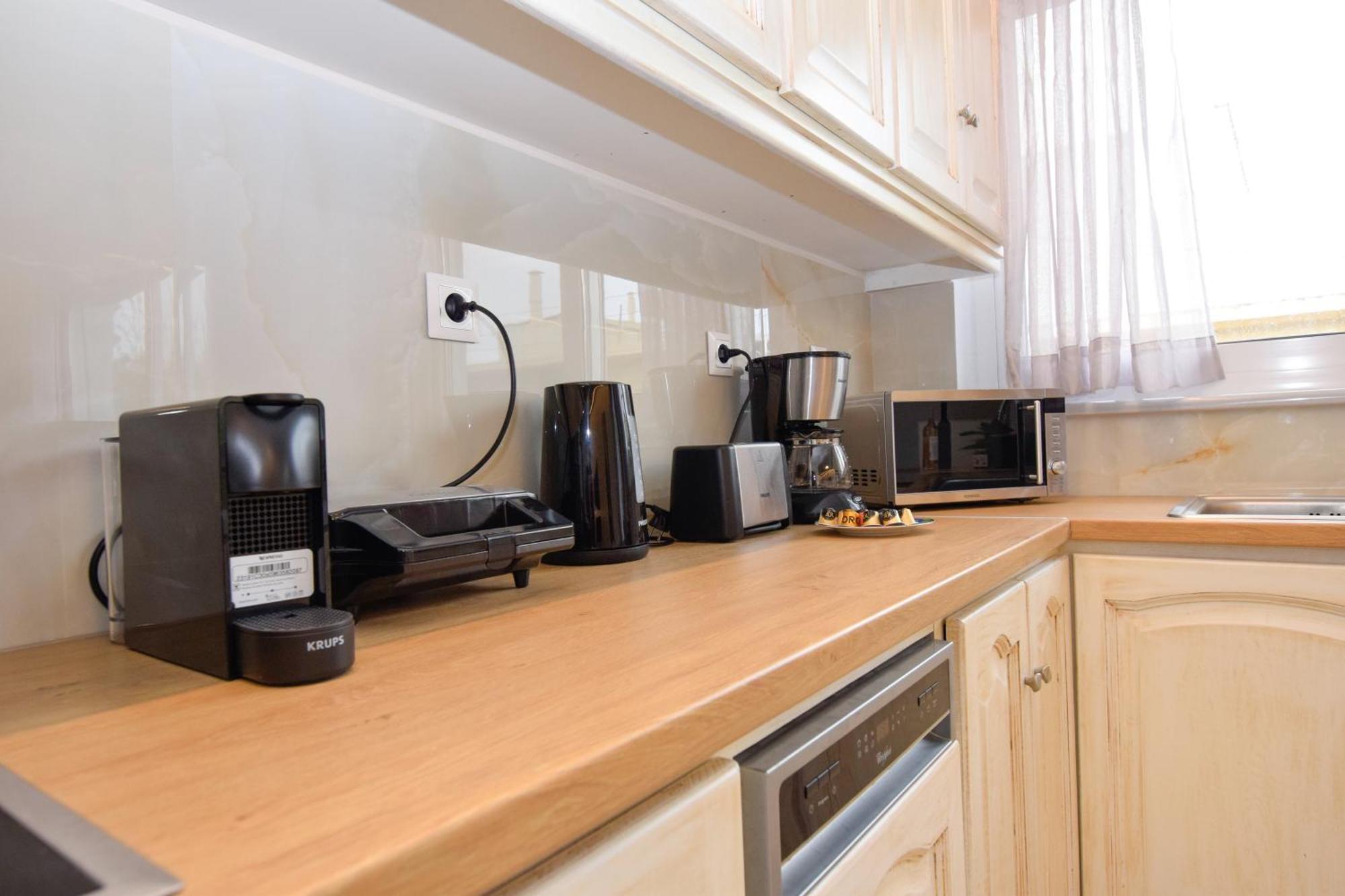 Katakis Luxury Apartment Ханя Екстериор снимка